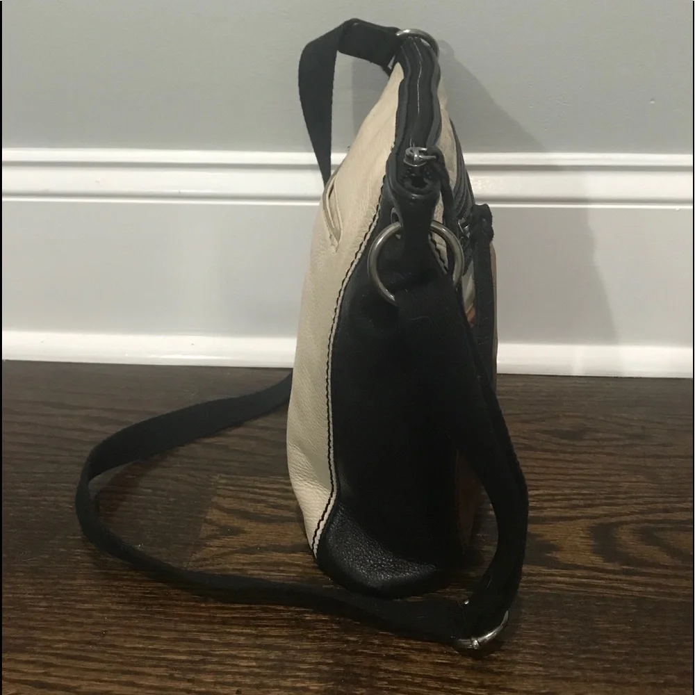 The Sak crossbody leather bag - Picture 5 of 8